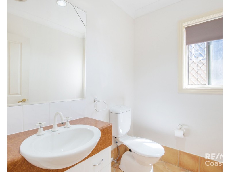 1/291 ASHMORE Road, Benowa QLD 4217