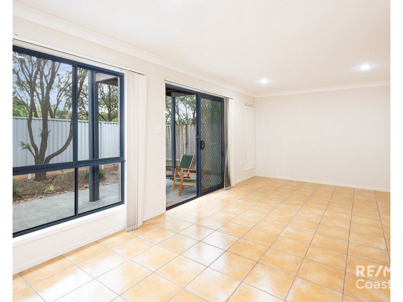 105/31 Archipelago Street, Pacific Pines QLD 4211