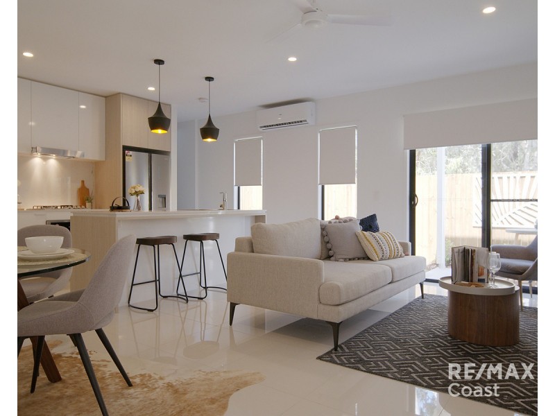 64/7 Angela Way, Pimpama QLD 4209