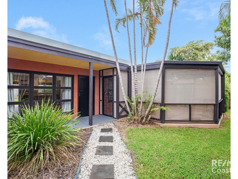 24 Allden Avenue, Labrador QLD 4215