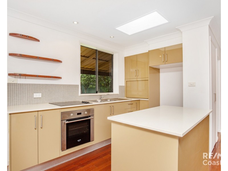 24 Allden Avenue, Labrador QLD 4215