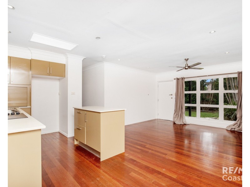 24 Allden Avenue, Labrador QLD 4215