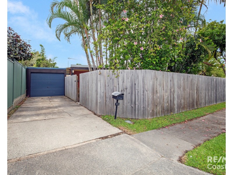 24 Allden Avenue, Labrador QLD 4215