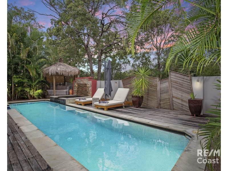 42 Terrigal Crescent, Southport QLD 4215