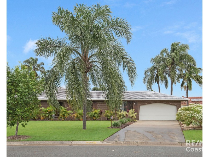 4 Arcadia Drive, Mermaid Waters QLD 4218