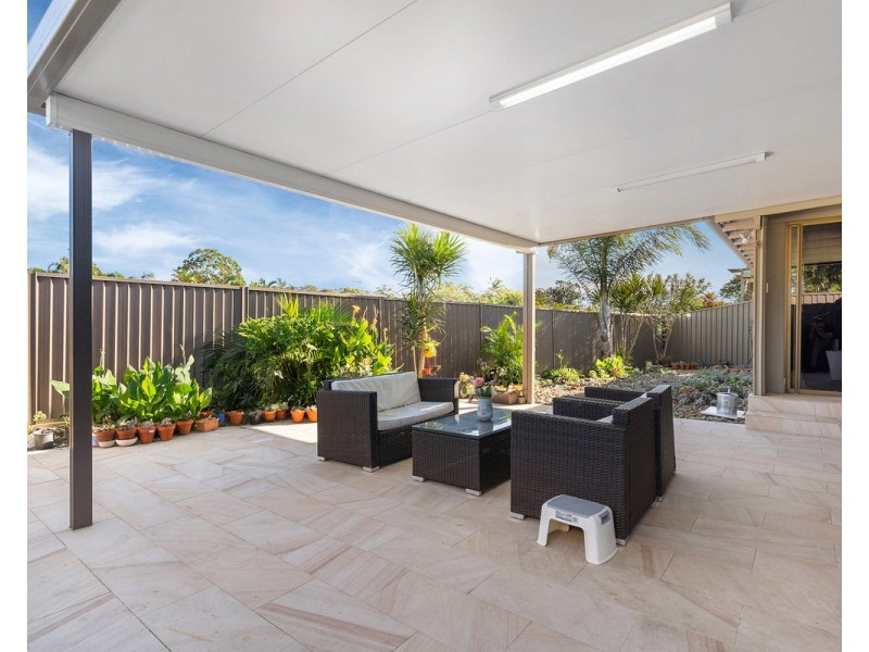 2/17 Hentdale Court, Labrador QLD 4215