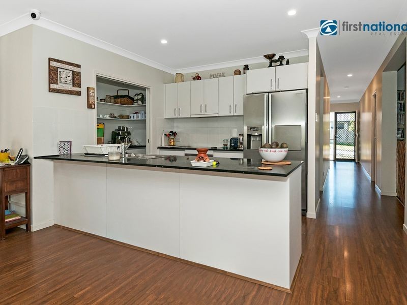 62 Sandover Circuit, Holmview QLD 4207