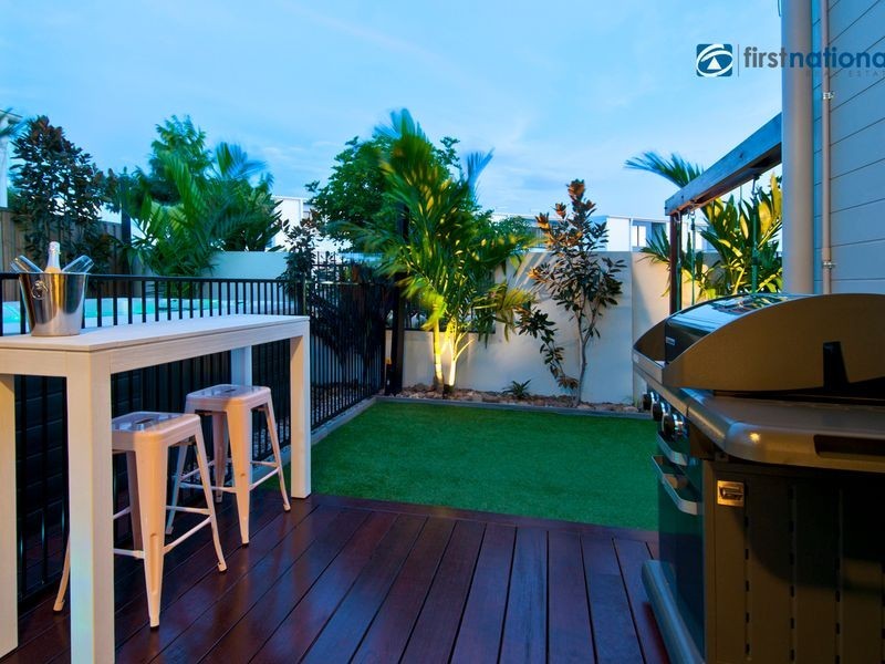 124 North Quay Circuit, Hope Island QLD 4212