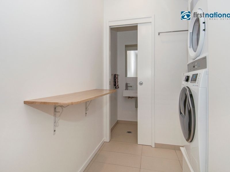 124 North Quay Circuit, Hope Island QLD 4212