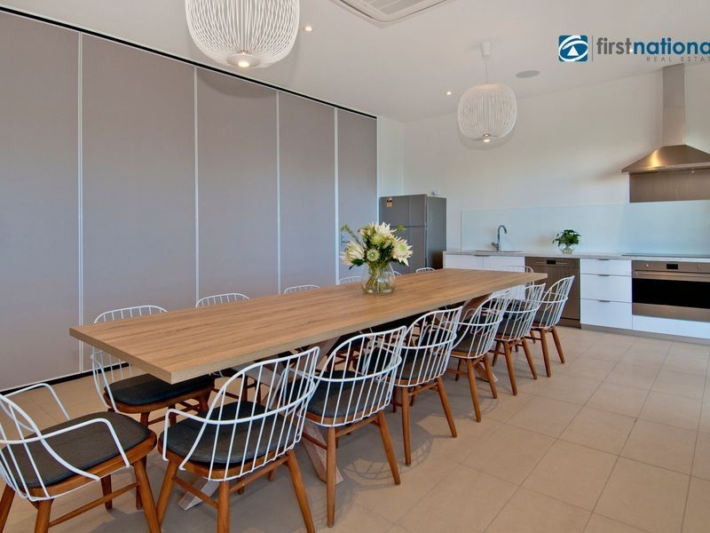 124 North Quay Circuit, Hope Island QLD 4212