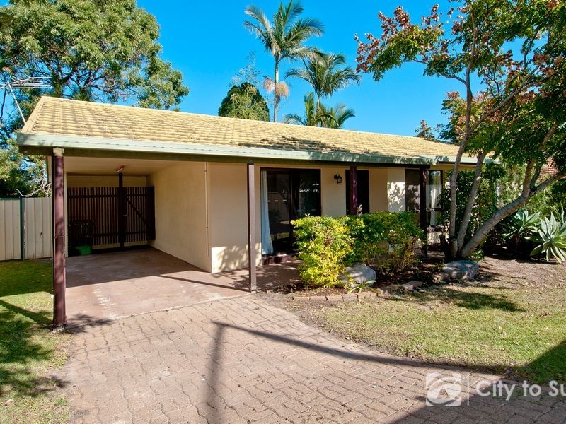 105 Waratah Drive, Crestmead QLD 4132