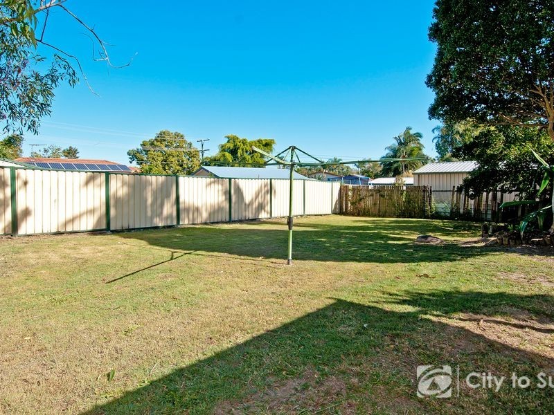 105 Waratah Drive, Crestmead QLD 4132