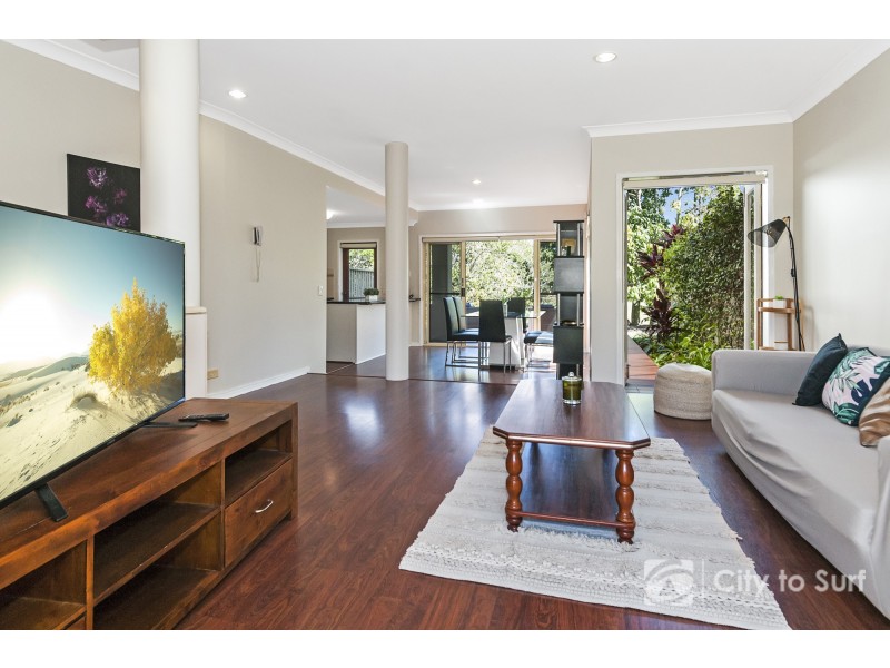 8120 Magnolia Gardens Court, Hope Island QLD 4212