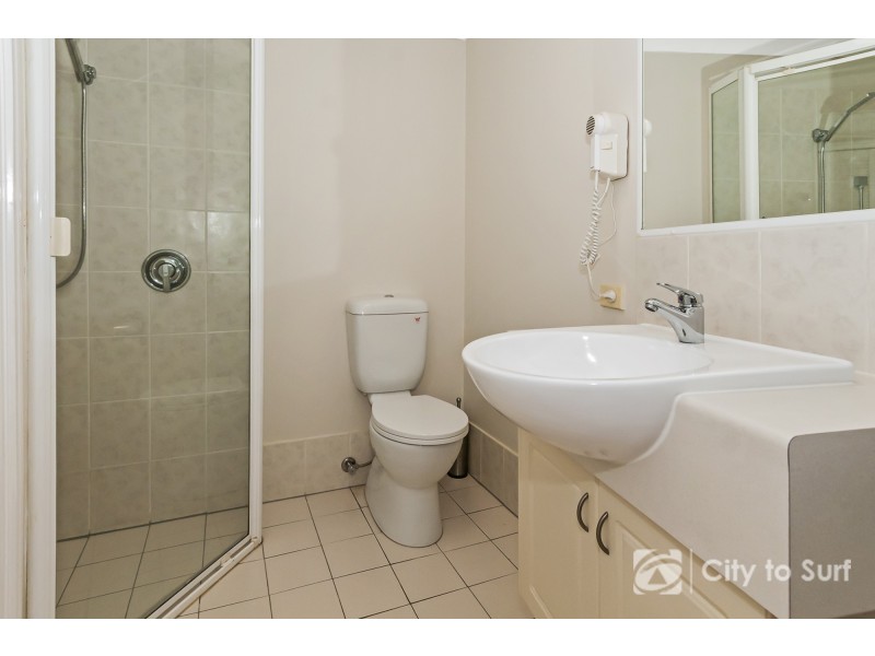 8120 Magnolia Gardens Court, Hope Island QLD 4212