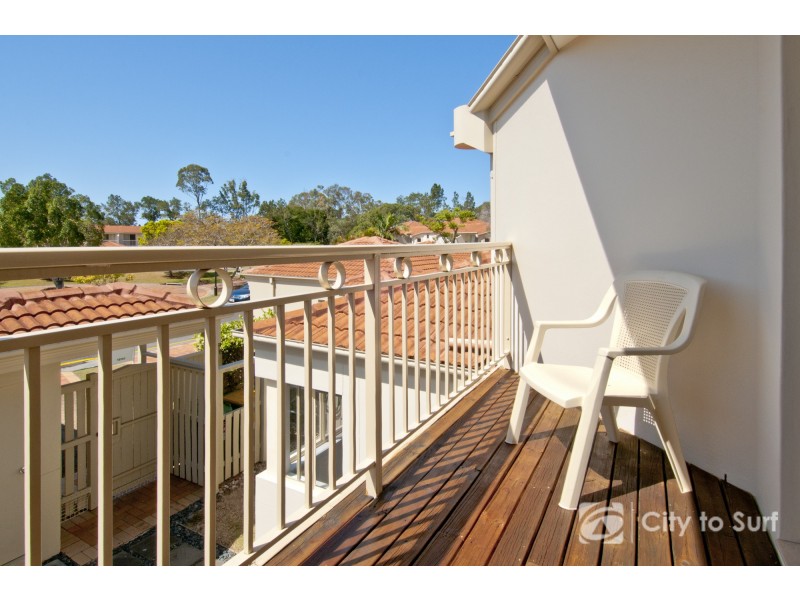 8120 Magnolia Gardens Court, Hope Island QLD 4212