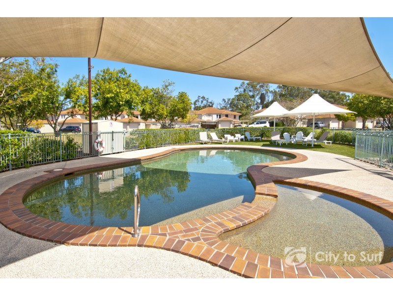 8120 Magnolia Gardens Court, Hope Island QLD 4212