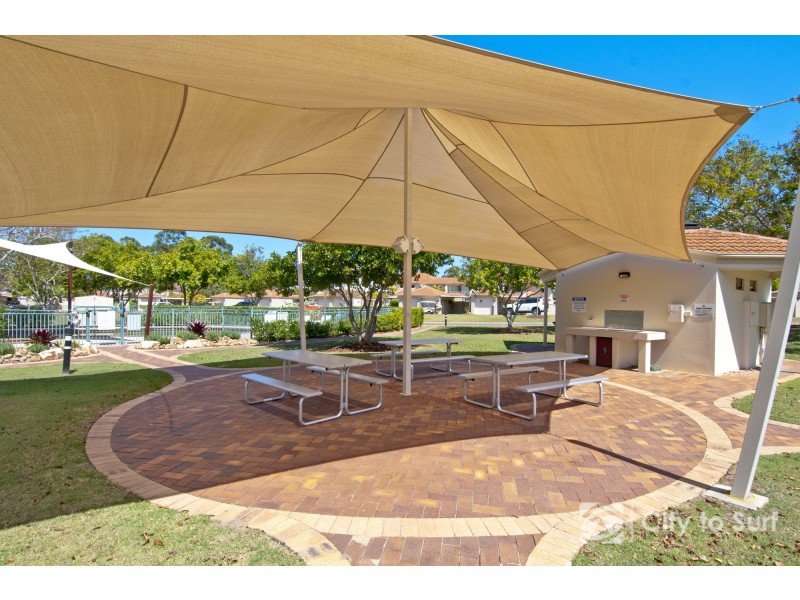 8120 Magnolia Gardens Court, Hope Island QLD 4212