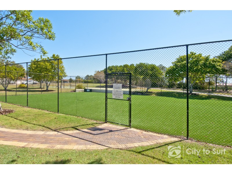 8120 Magnolia Gardens Court, Hope Island QLD 4212