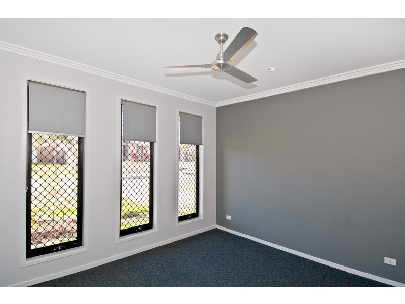 12 Tooloom Court, Waterford QLD 4133