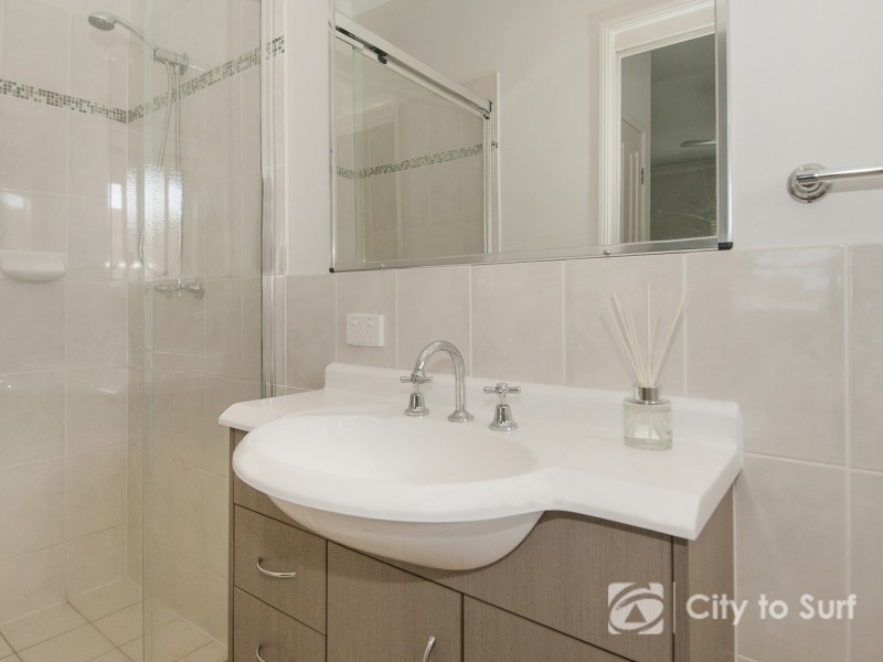 13 Benarkin Close, Waterford QLD 4133