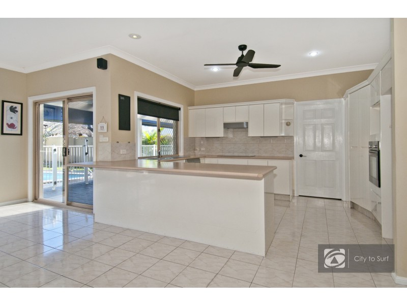 32 Kirralee Drive, Robina QLD 4226