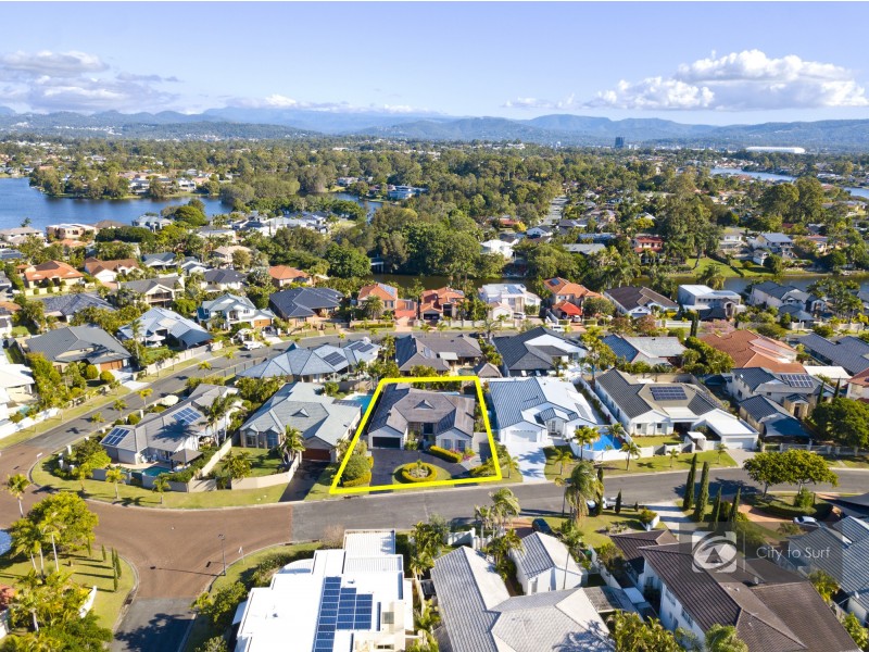 32 Kirralee Drive, Robina QLD 4226