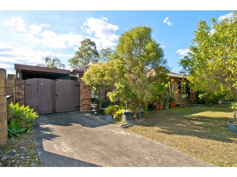 43 Lima Street, Edens Landing QLD 4207