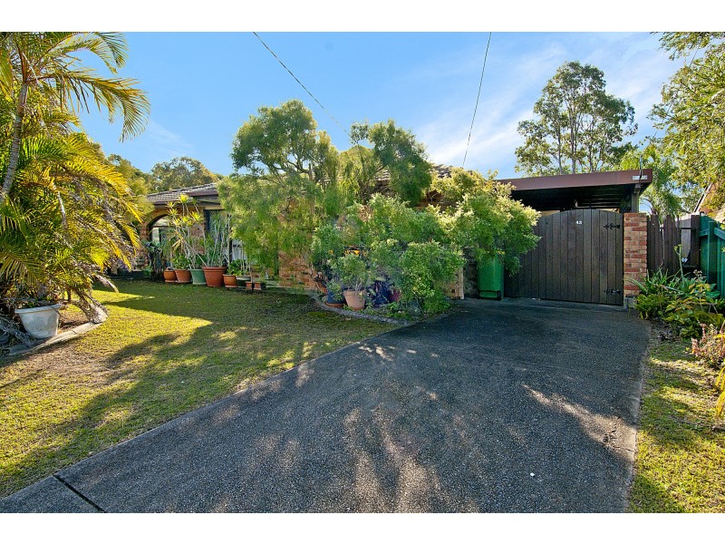 43 Lima Street, Edens Landing QLD 4207
