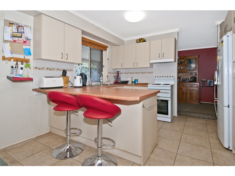 29 Yvonne Crescent, Mount Warren Park QLD 4207