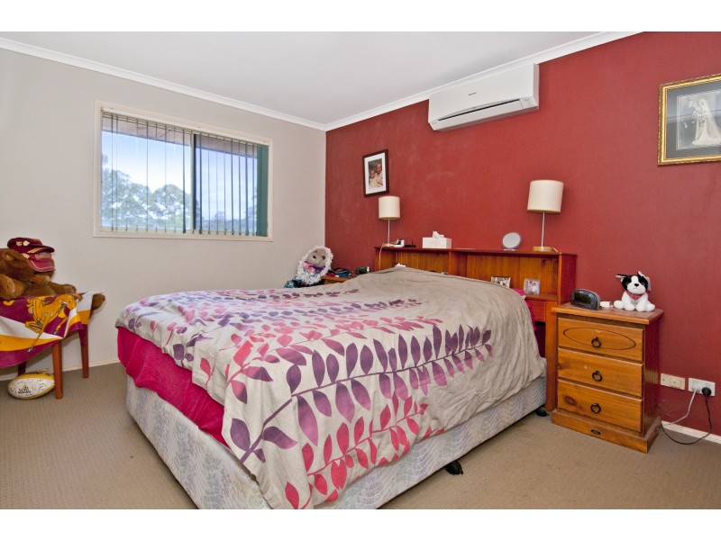 29 Yvonne Crescent, Mount Warren Park QLD 4207