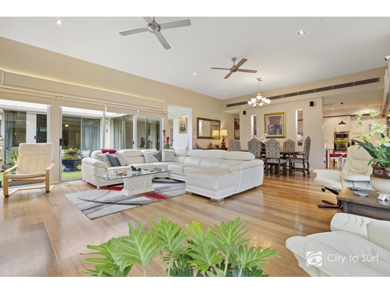 739 Peninsula Drive, Robina QLD 4226