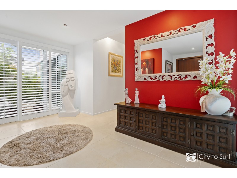 739 Peninsula Drive, Robina QLD 4226