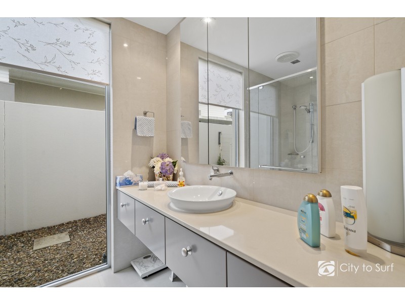 739 Peninsula Drive, Robina QLD 4226