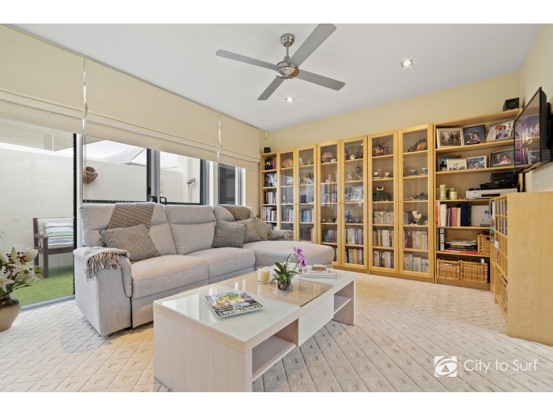 739 Peninsula Drive, Robina QLD 4226