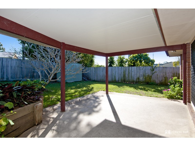 25 Loane Drive, Edens Landing QLD 4207