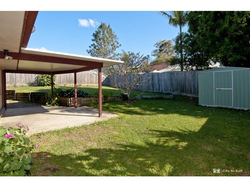 25 Loane Drive, Edens Landing QLD 4207