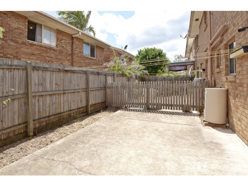 8/24 Pine Avenue, Beenleigh QLD 4207