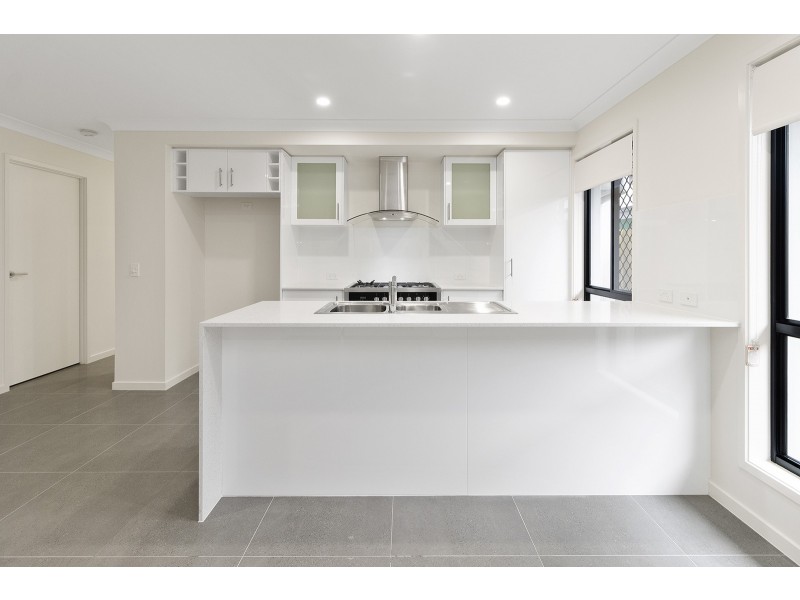 6 Reed Street, Logan Reserve QLD 4133