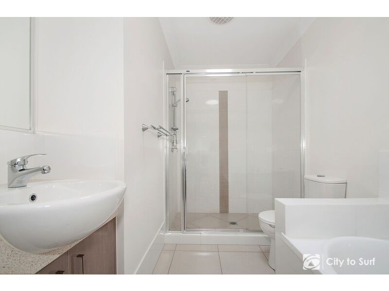 2/10 Wollumbin Crescent, Waterford QLD 4133