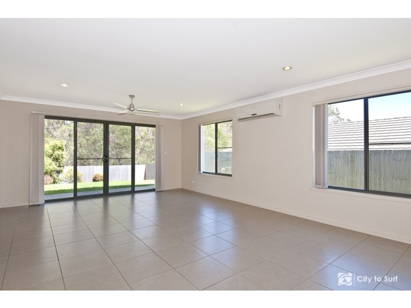 4 Somerset Terrace, Holmview QLD 4207