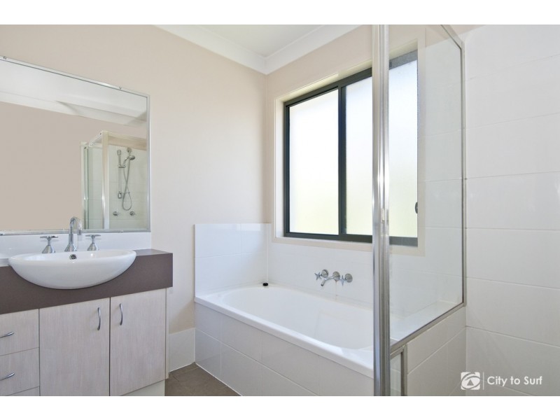 4 Somerset Terrace, Holmview QLD 4207