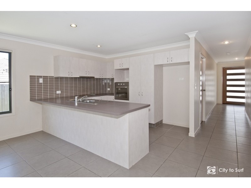 4 Somerset Terrace, Holmview QLD 4207