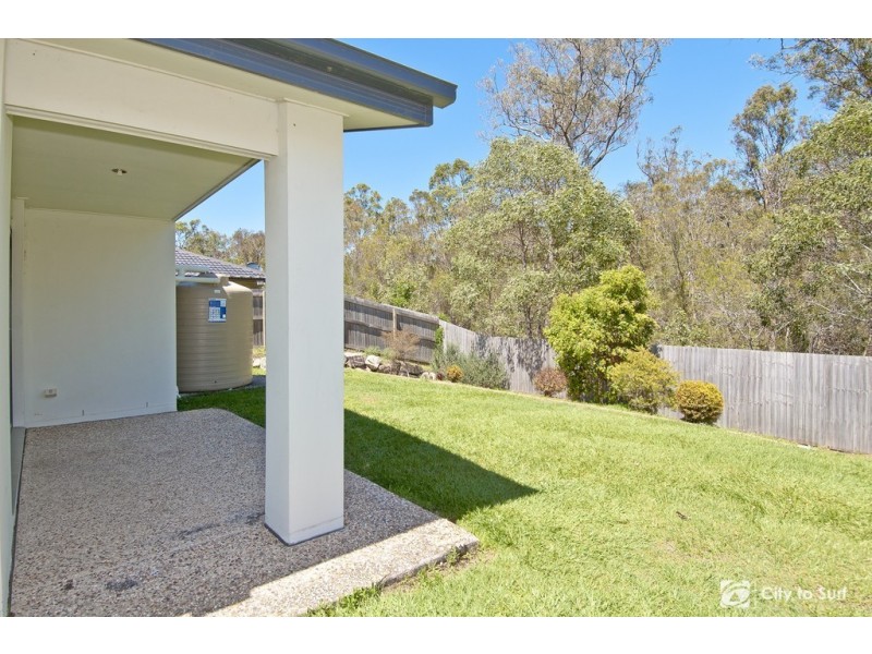 4 Somerset Terrace, Holmview QLD 4207