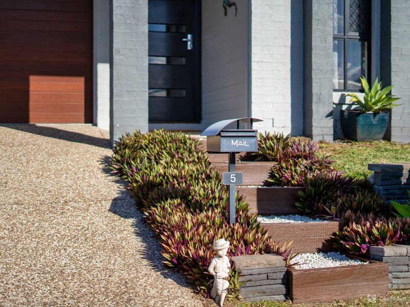 5 Coralina Crescent, Logan Reserve QLD 4133