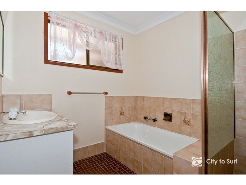 13 Thoms Crescent, Mount Warren Park QLD 4207