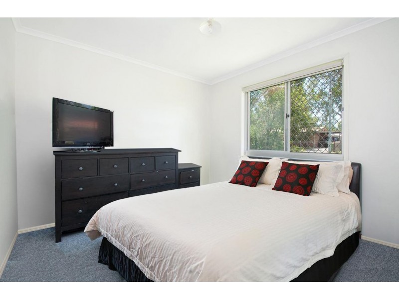 6 Lomic Court, Eagleby QLD 4207
