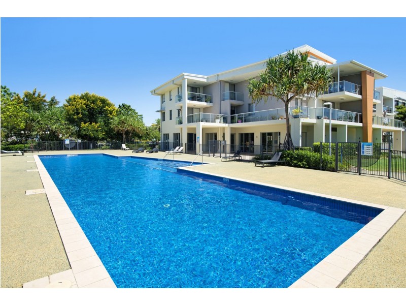 523/64 Sickle Ave, Hope Island QLD 4212