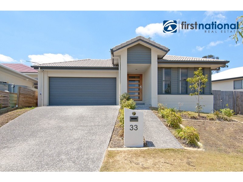 33 Outlook Drive, Waterford QLD 4133