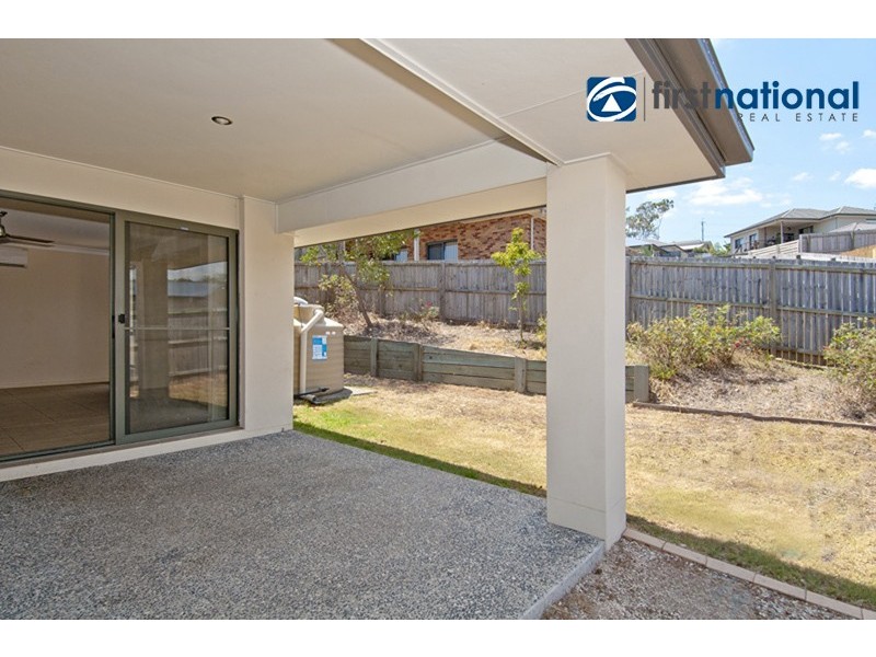 33 Outlook Drive, Waterford QLD 4133