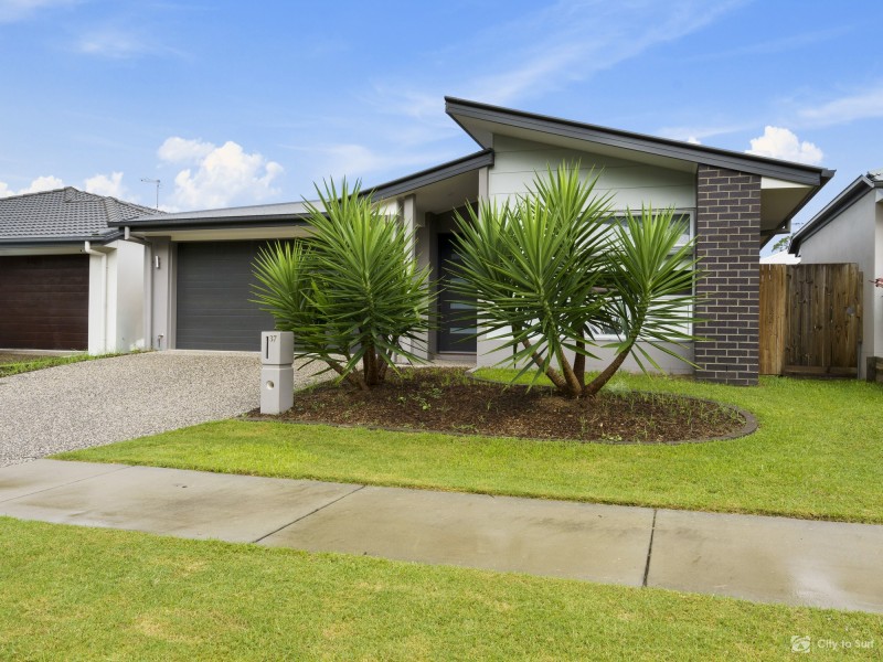 37 Jackson Place, Greenbank QLD 4124